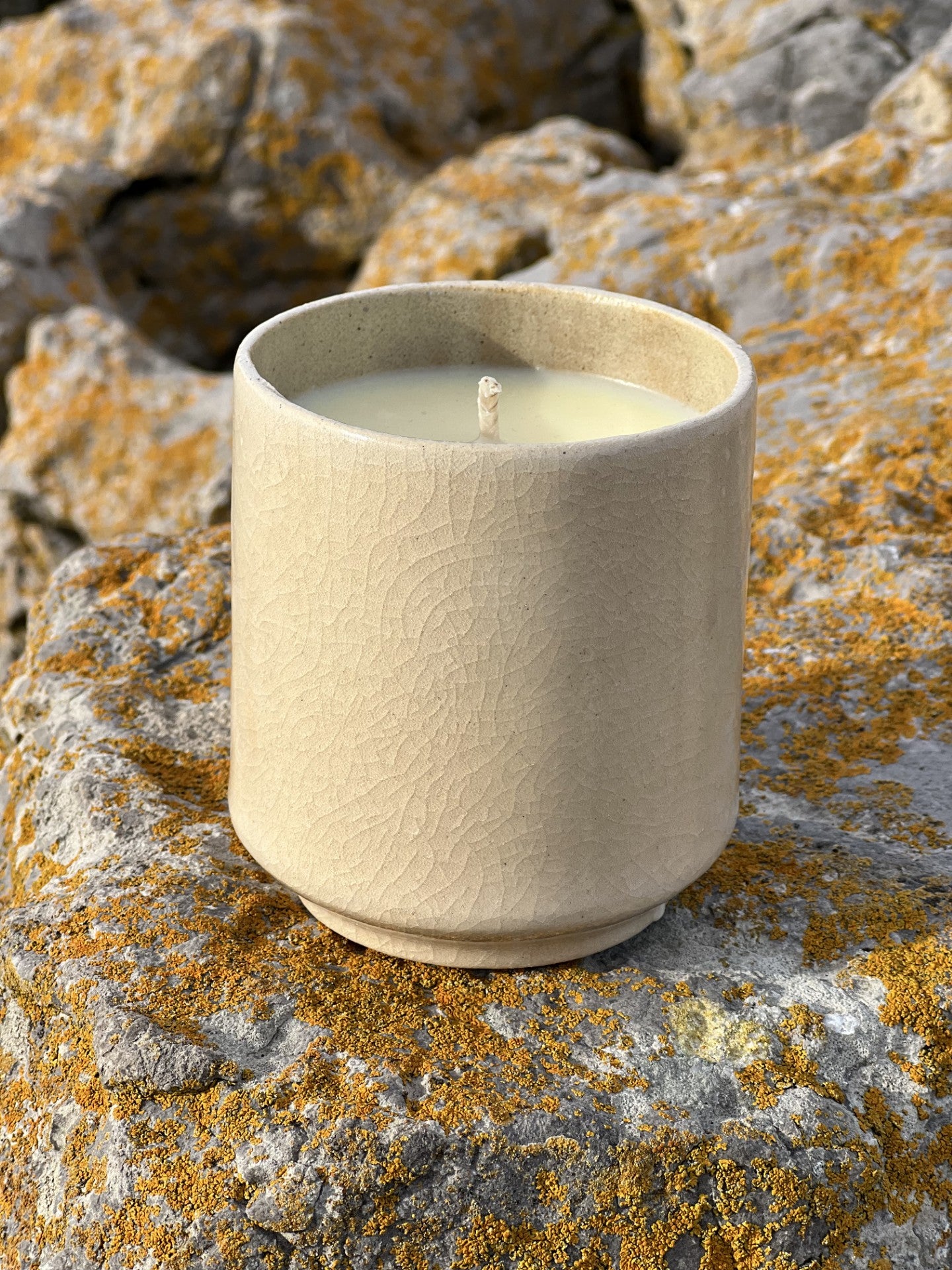 Winter Triangle - Warm & Comforting Essential Oil Candle